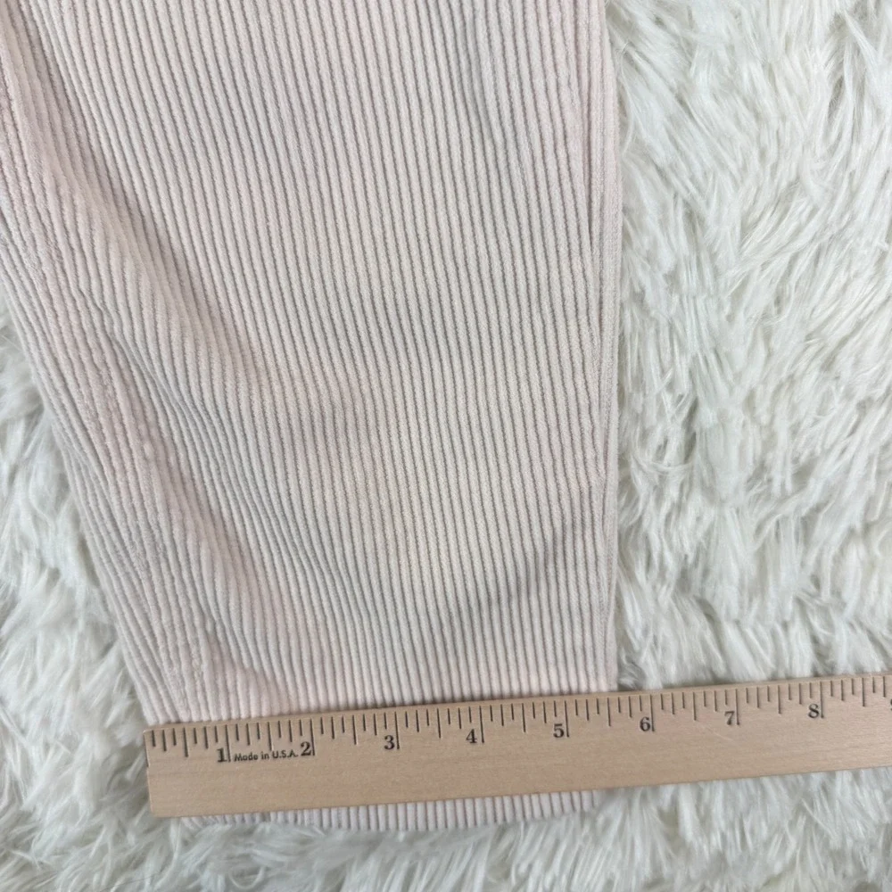 BDG Urban Outfitters Mom High Rise Corduroy Pants Light‎ Pink Size 26 Retro Chic - Picture 12 of 15